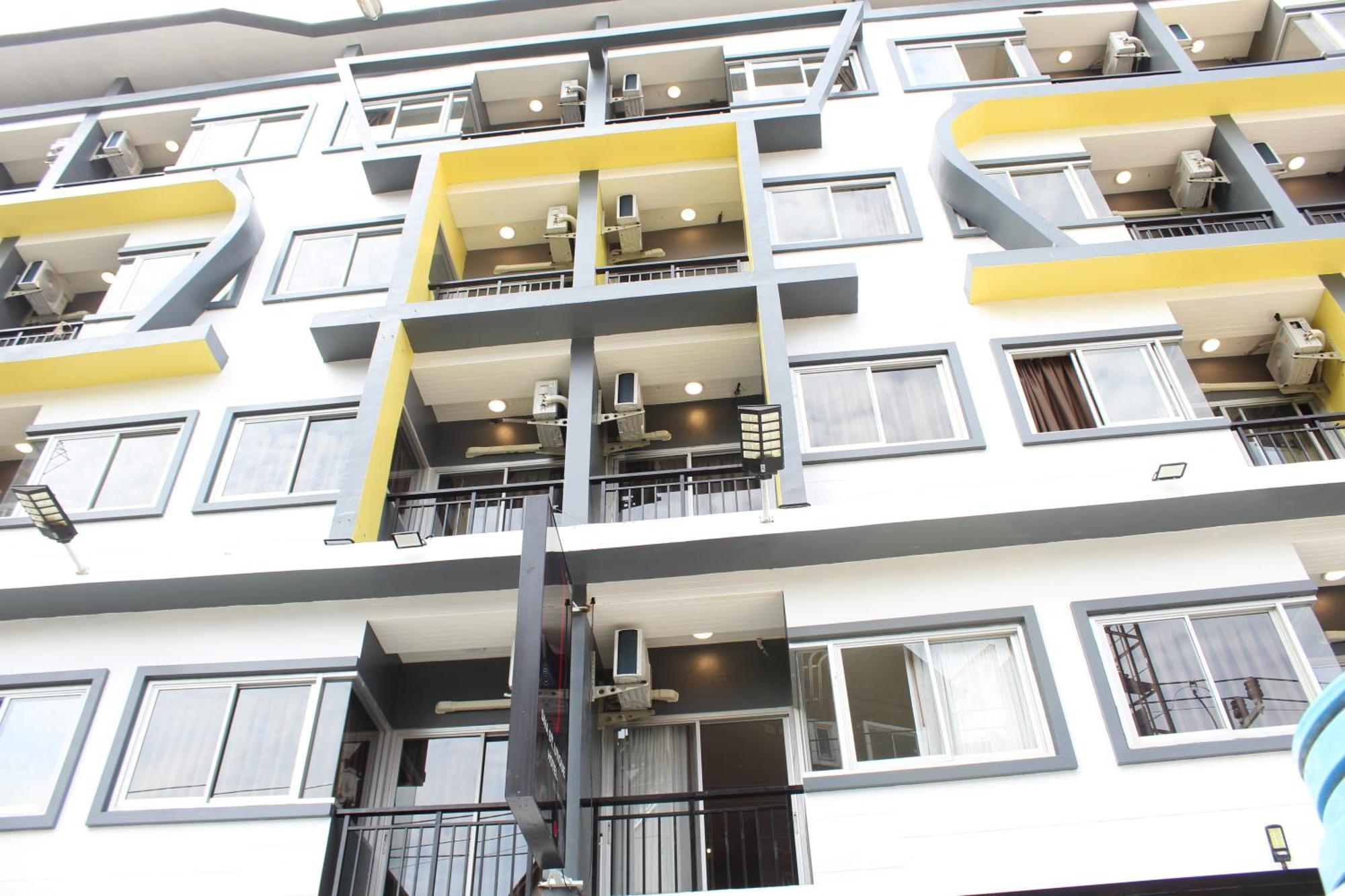 Diva Boutique Hotel Patong Luaran gambar