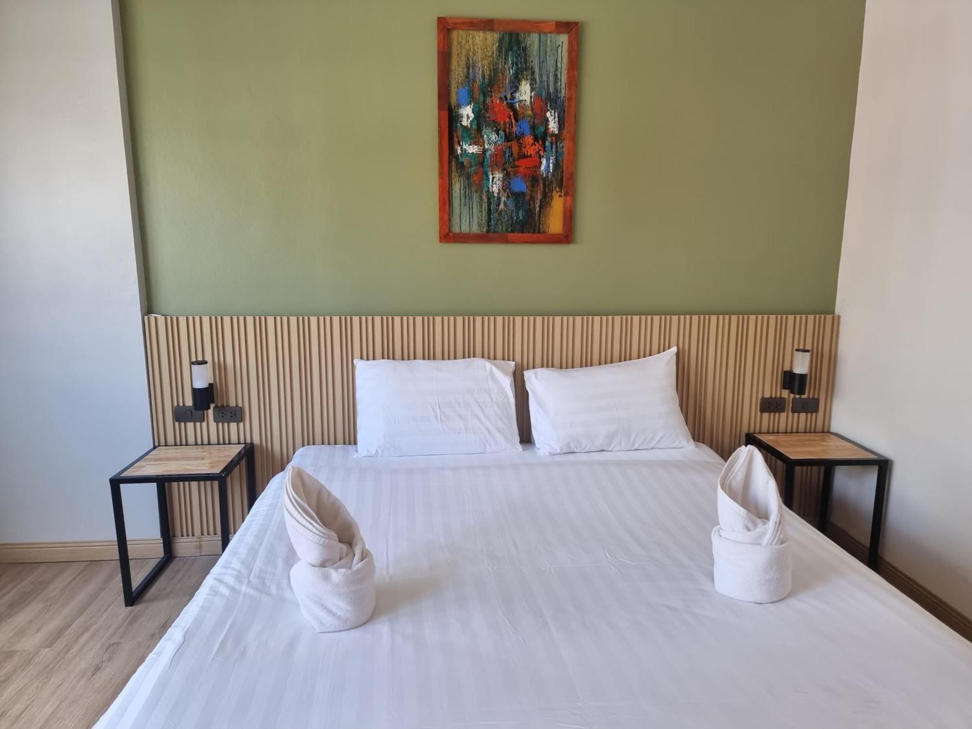 Diva Boutique Hotel Patong Luaran gambar
